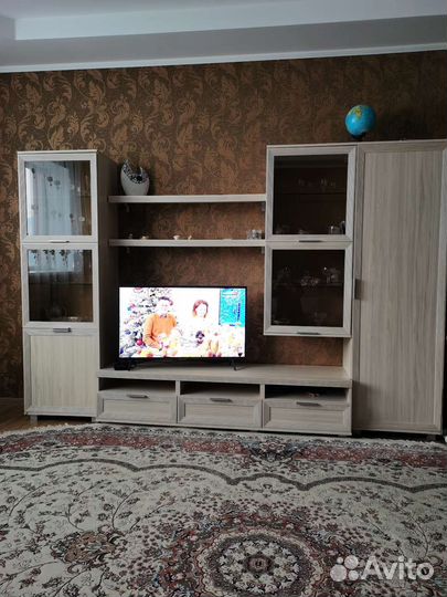 Стенка в гостиную