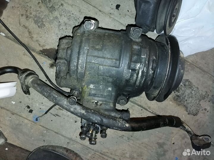Компрессор кондиционера Паджеро 2