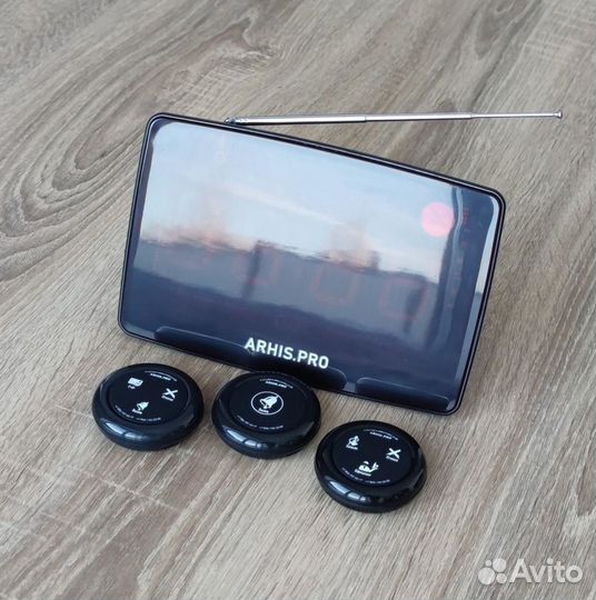 Табло и беспроводная кнопка вызова официанта