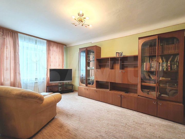 2-к. квартира, 42,1 м², 3/5 эт.