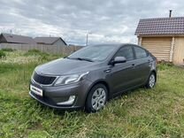 Kia Rio 1.6 AT, 2014, 134 000 км, с пробегом, цена 1 099 000 руб.