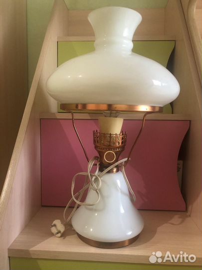 Лампа настольная