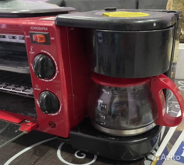 Электрическая духовка с кофеваркой