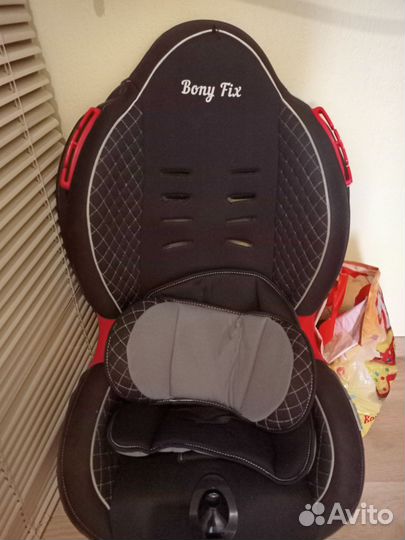 Автокресло bony fix