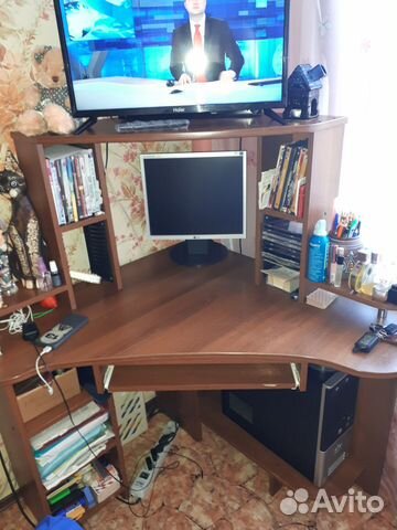 Продам комрьютерный стол