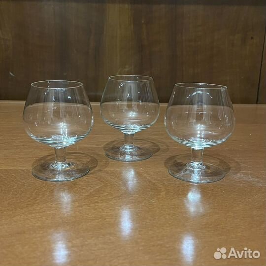 Поднос, графин, бокалы