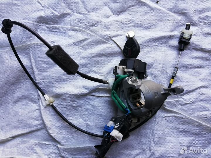 Замок зажигания Mitsubishi Galant 9