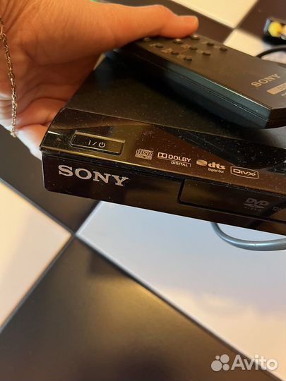 DVD-проигрыватель Sony NS318
