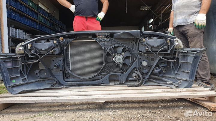 Панель передняя Ауди А4 Б5 1994-1999г телевизор