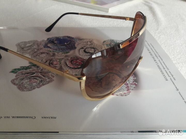 Новые очки-маска коричневого цвета
