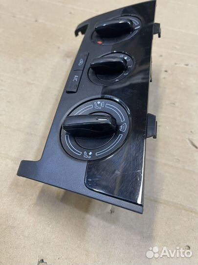 Блок управления климатом Skoda Rapid 2