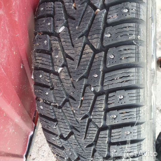 Продаю зимние колеса на Рено Каптюр