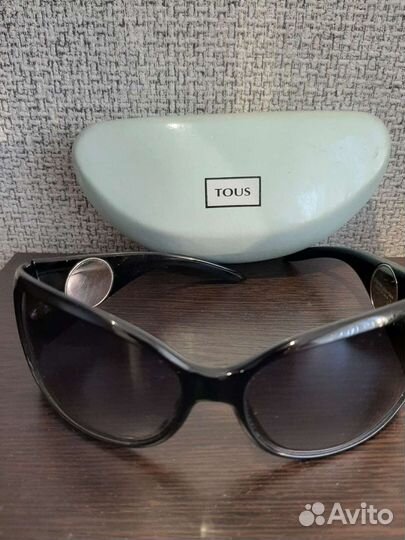 Солнцезащитные очки tous