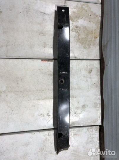 Усилитель бампера задний Land Rover Range Rover