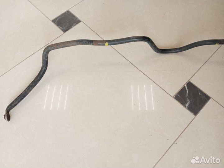 Стабилизатор передний Nissan Primera P10