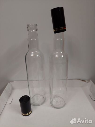 Бутылка стеклянная 0.5 л с пробкой гуала