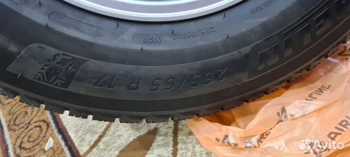Michelin X-Ice Snow SUV 265/65 R17