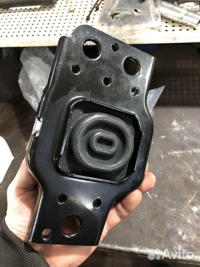 Подушка двигателя nissan qashqai