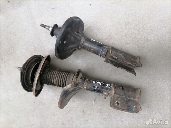 Амортизатор передний Hyundai Sonata III 1996-1998