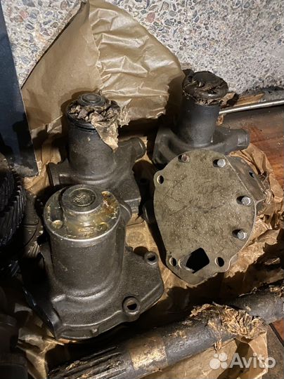 Помпа водяной насос зил157