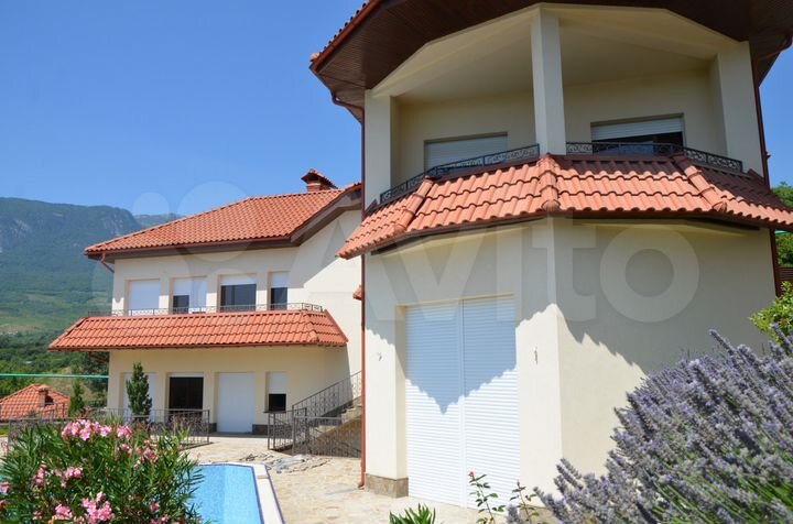 Дом 510 м² на участке 11 сот.