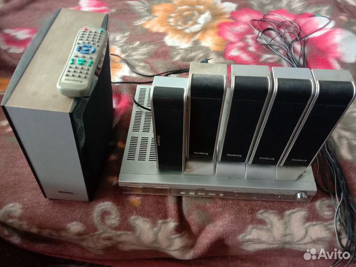 Ресивер DVD и стереосистема 5+1. Elenberg HT-125