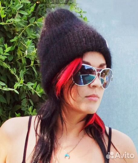 Шапка из пуха норки с высокой макушкой