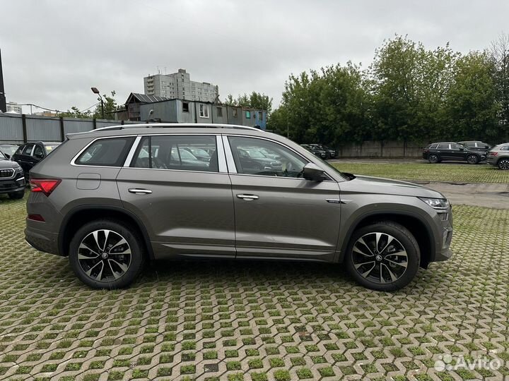 Skoda Kodiaq 2.0 AMT, 2023, 5 км