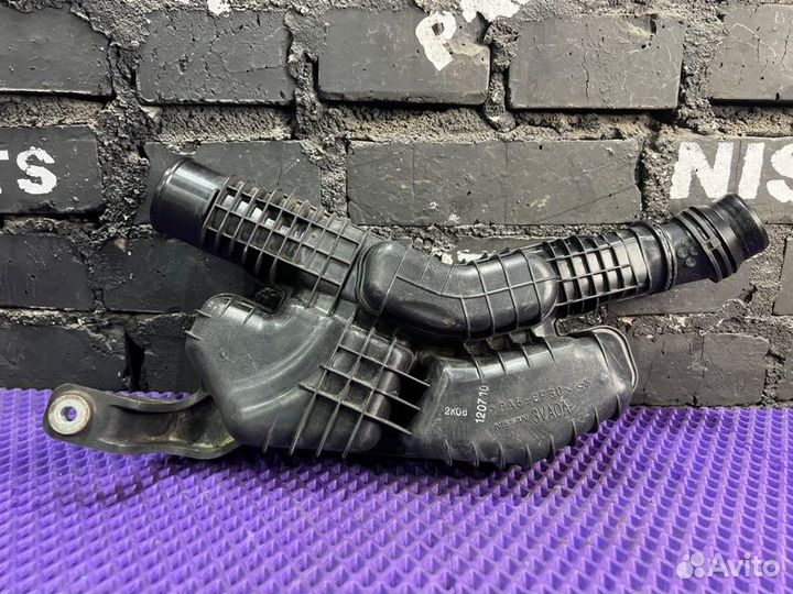 Патрубок интеркулера Nissan Note E12-001551