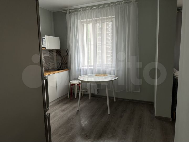 1-к. квартира, 45 м², 4/14 эт.