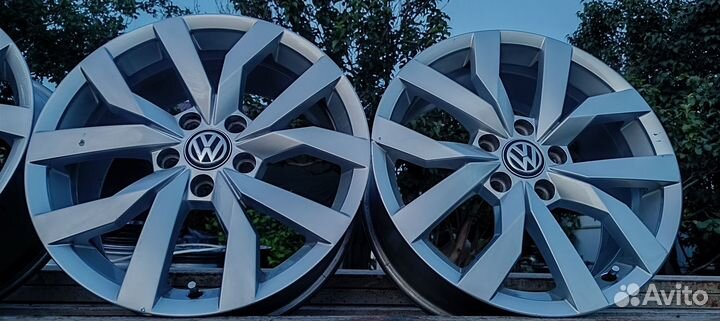 Оригинальный комплект Volkswagen D17/5*112/ET+49