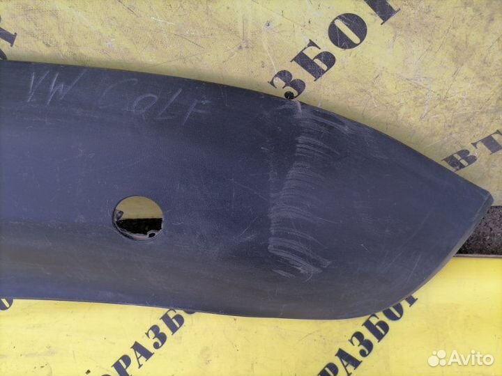 Накладка заднего бампера Volkswagen Golf 5