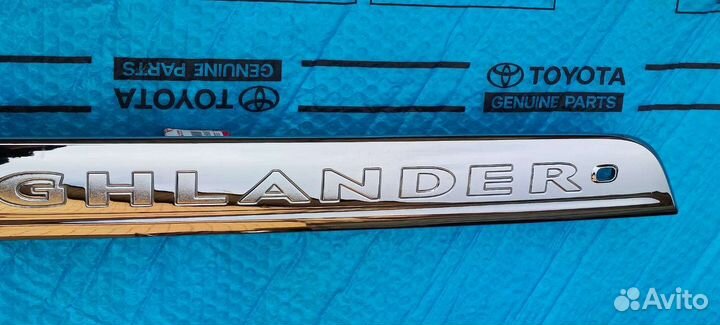 Накладка крышки багажника Хайлендер 2010-2013