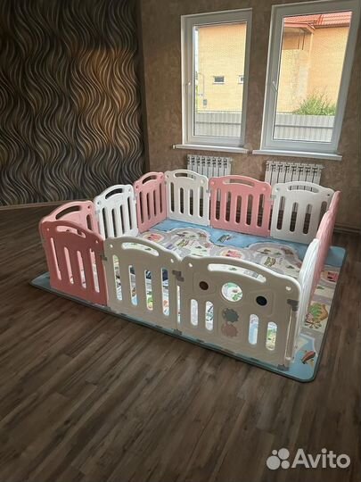 Детский пластиковый манеж