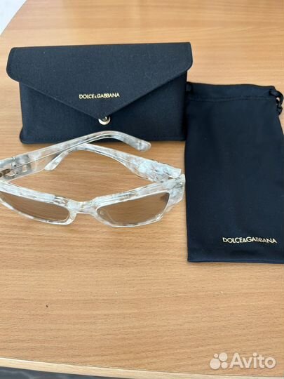 Солнцезащитные очки женские брендовые