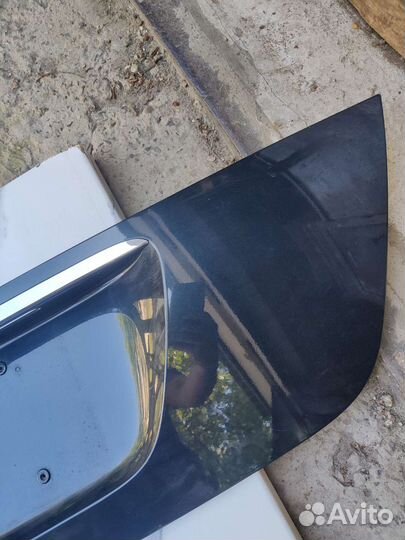 Накладка крышки багажника Mercedes E-класс W211