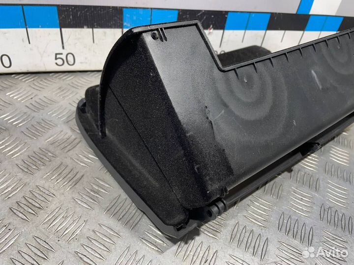 Б/У Крышка бардачка#002