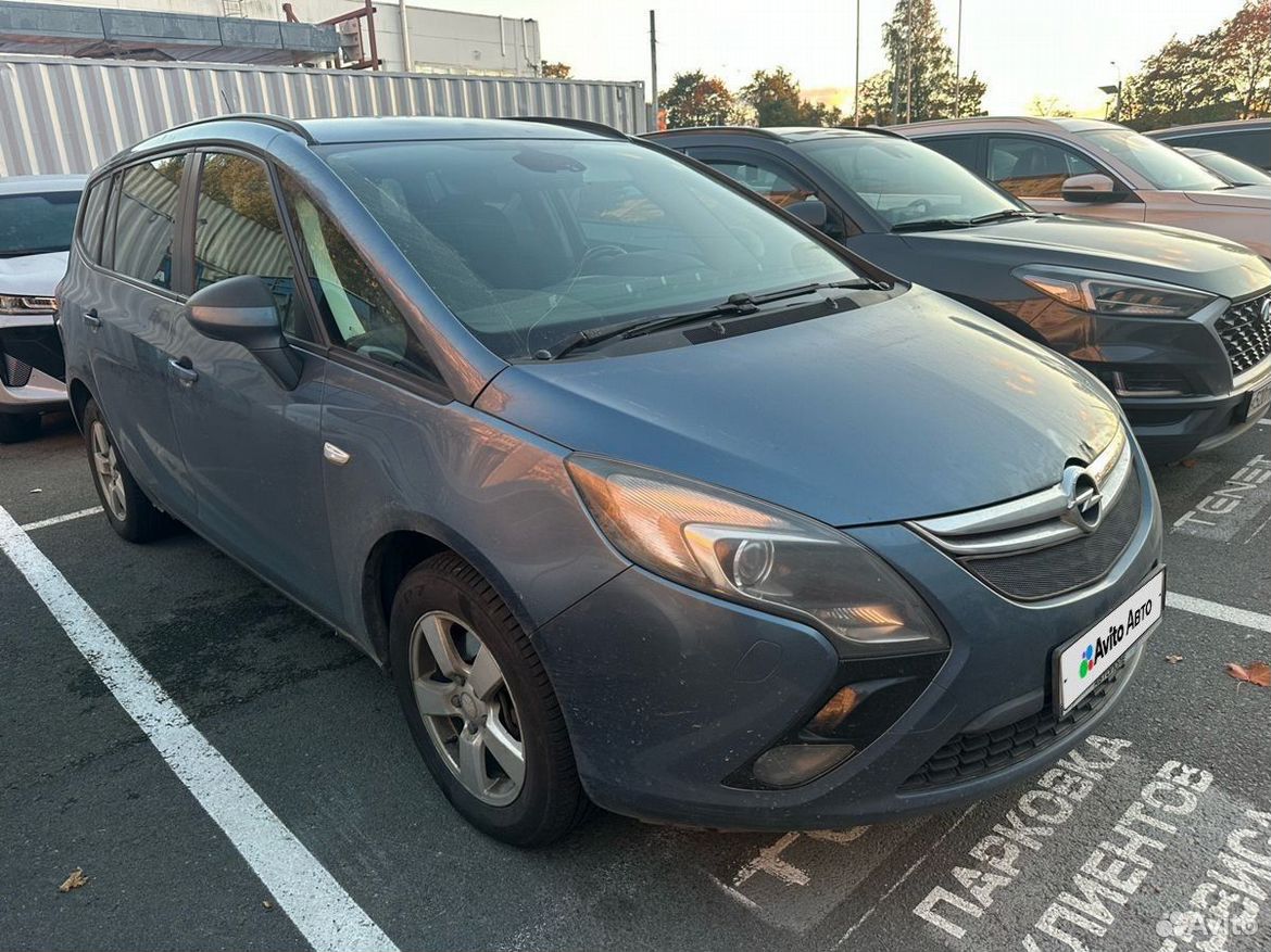 Opel Zafira 1.4 AT, 2013, 280 700 км