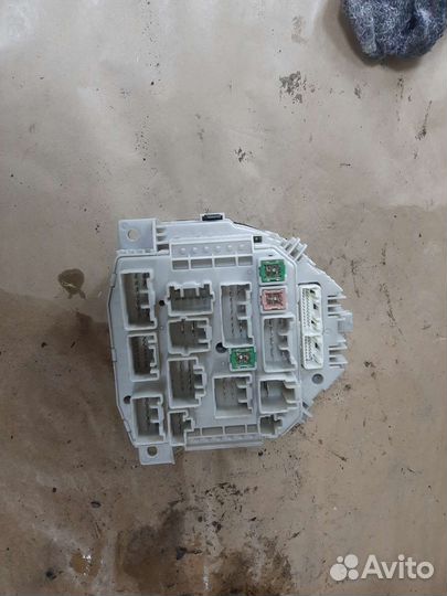 Шиток приборов peugeot107,с-1,aygo