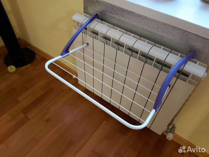 Сушилка для белья на радиатор, б/у