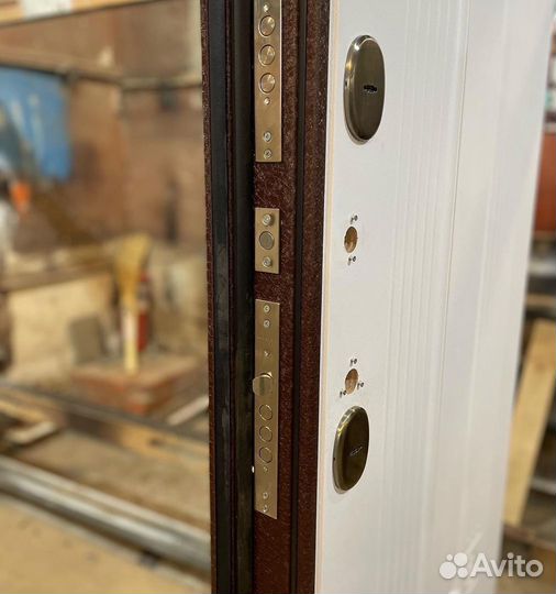 Дверь входная металлическая новая термо