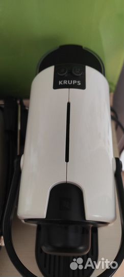 Кофеварка капсульная nespresso