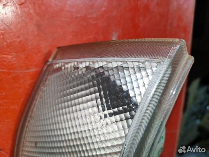 Поворотник передний правый Ваз 2112 хэтчбек 1.6I