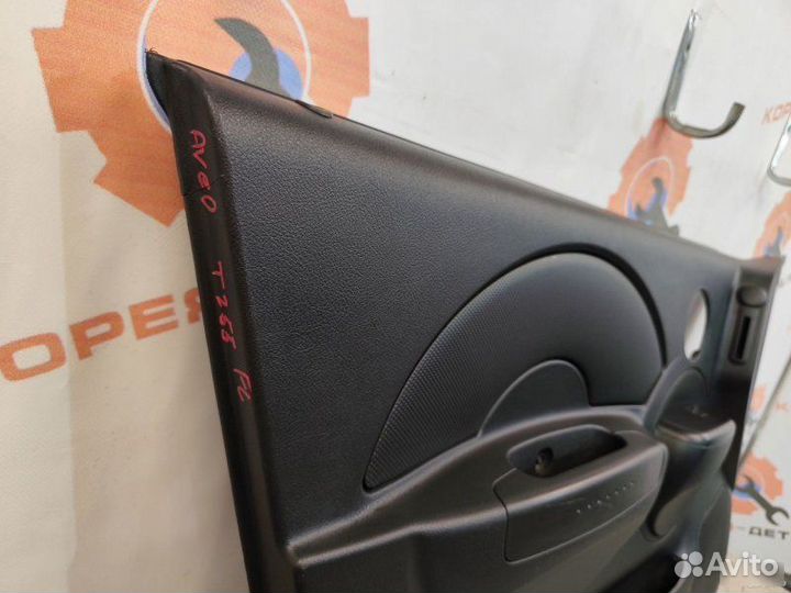 Обшивка двери передняя левая Chevrolet Aveo T200