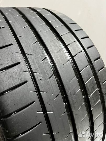 Michelin Pilot Super Sport 265/35 R19