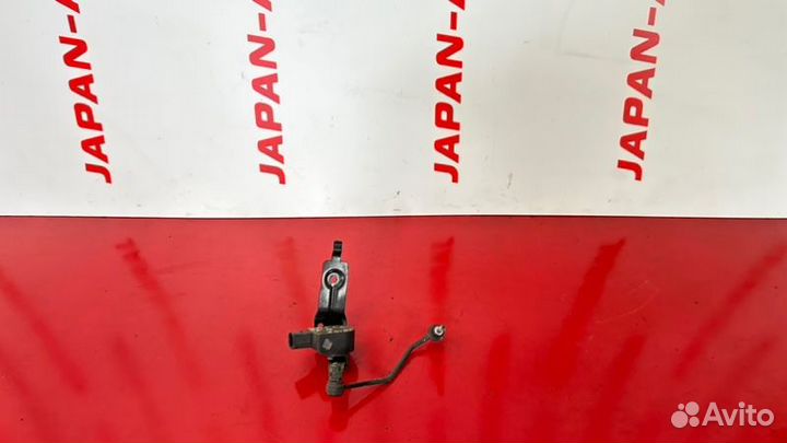 Датчик положения кузова передний правый Audi A6 C6