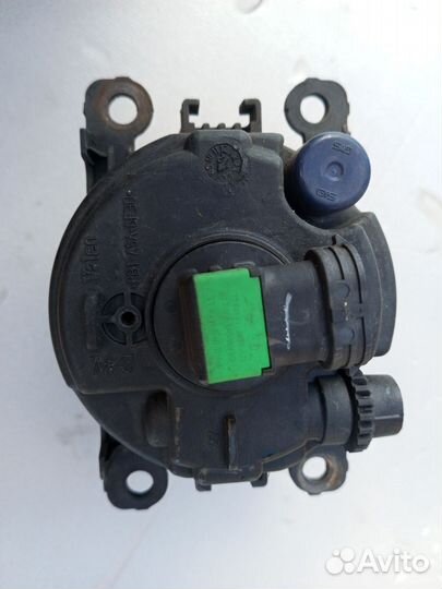 Противотуманная фара Renault Duster 2013