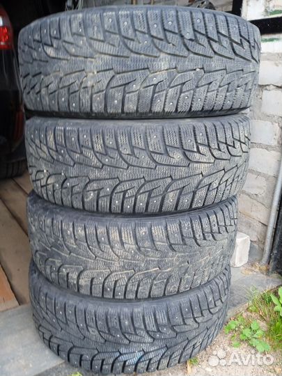 Hankook Winter I'Pike 205/55 R16 90B