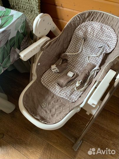 Стульчик для кормления happy baby