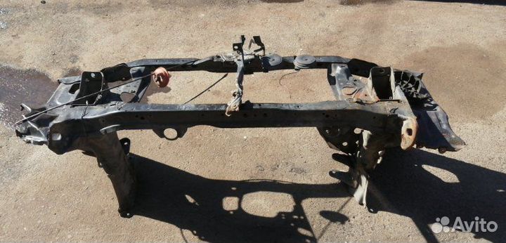 Рамка радиатора Toyota Carina AT170 5A-FE